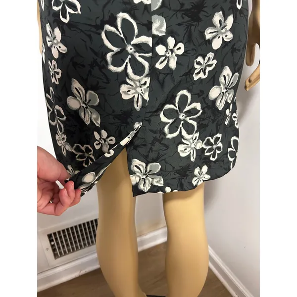 Bentley Vintage Floral Short Sleeve Side Tie Sheath Dress Green Black White 12 - Image 7