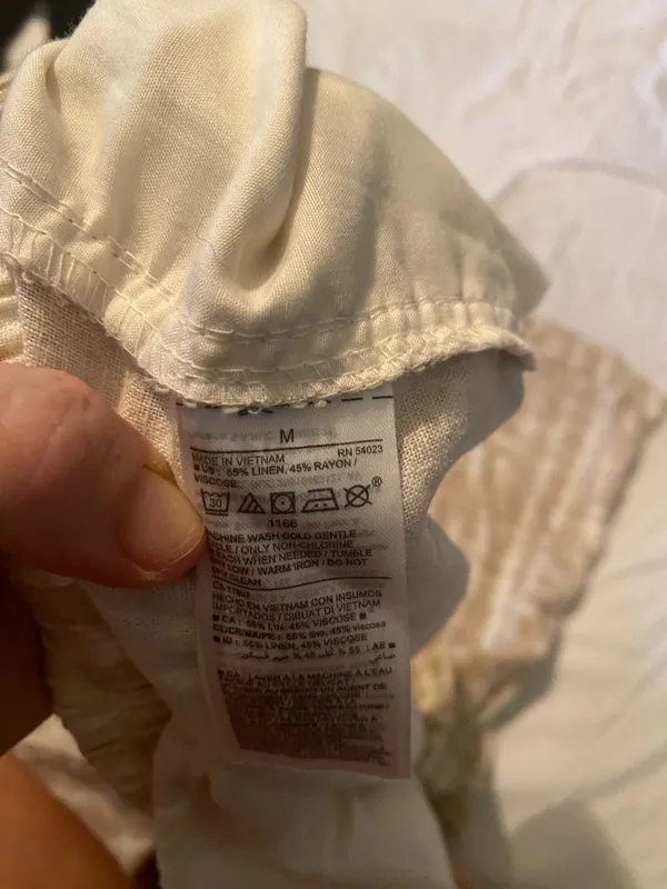 Old Navy Linen Pants. Size Medium - Image 6