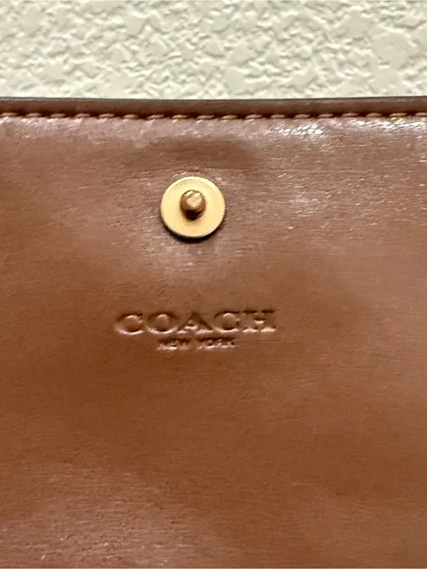 COACH Chalk/ Khaki Coated Signature Canvas Slim Trifold Wallet - Image 8