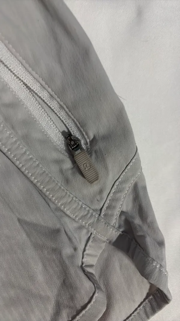 Tracker Shorts Lululemon 4" White - Image 4