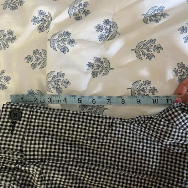 Urban Outfitters Gingham High Waisted Skinny‎ Pants Black White XS Elastic Waist - Image 5
