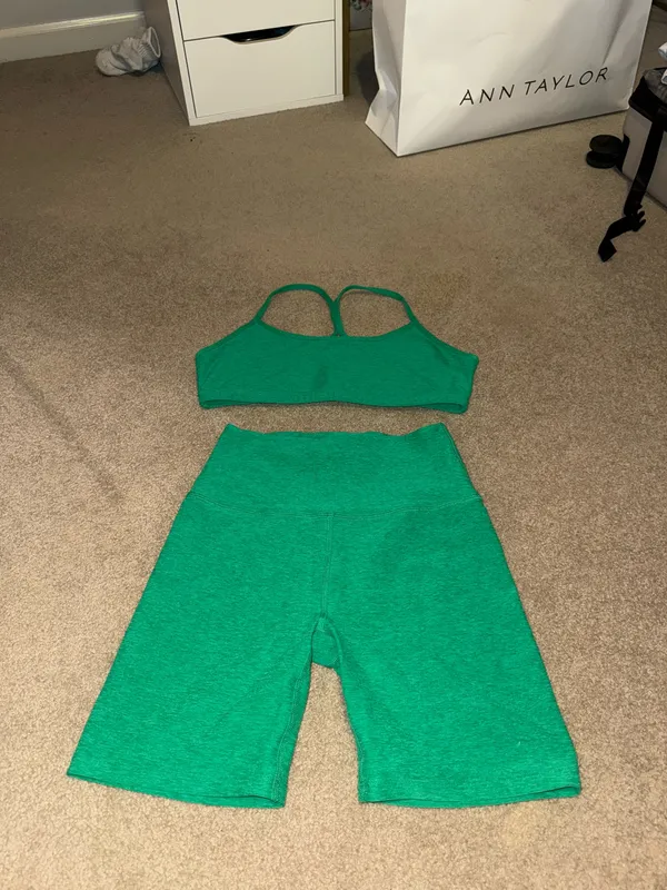 Beyond Yoga Spacedye Biker Shorts and Sports Bra - Image 3