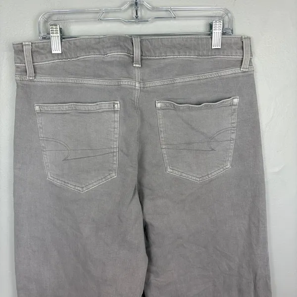 American Eagle Stretch Stovepipe Jeans High-Waisted‎ Grey Colored Denim Size 10 - Image 8
