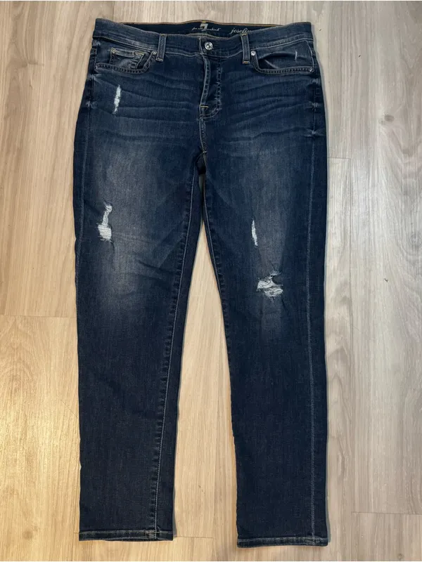 7 for all mankind Josefina skinny boyfriend Mid-Rise Distressed Jeans size 28 - Image 2