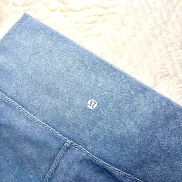 Lululemon High-Rise Leggings Washed Blue / Vintage Look - Image 2