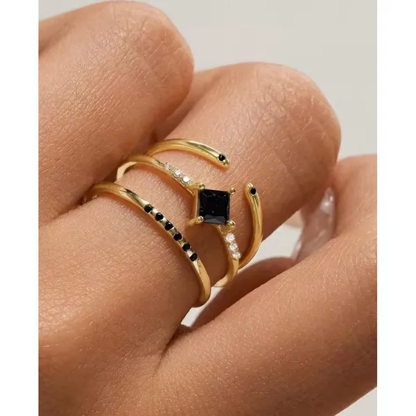 Boutique NEW Dainty‎ 14k Gold Plated S925 Ring Black Melee Stackable Minimalist Band Sz 8 - Image 2