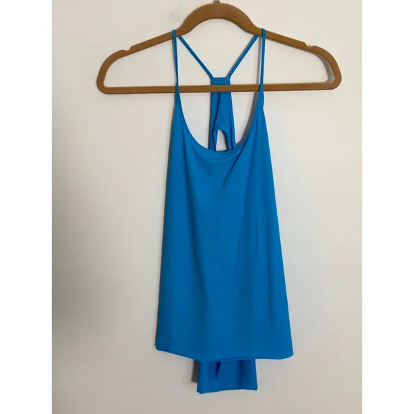 Lululemon Razor Back tanks size 4 Blue - Image 4