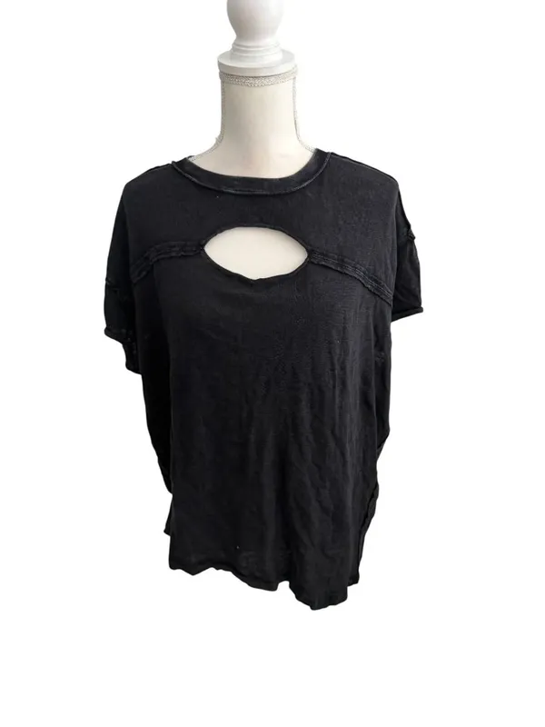 WE THE FREE Black Cutout Short Sleeve Top Size Medium - Image 3