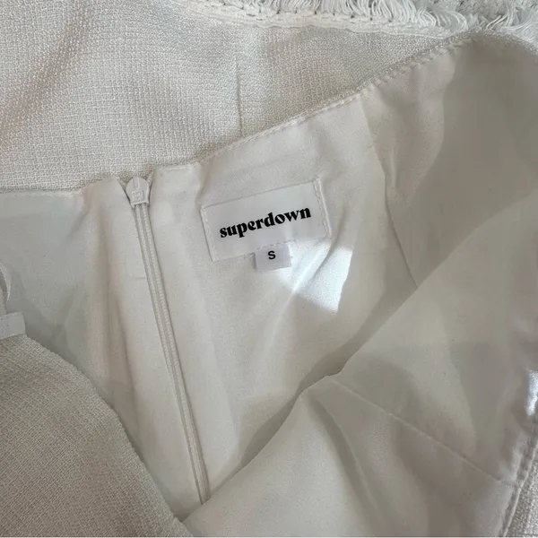 superdown White Mini Skirt with Fringe Trim - Image 4