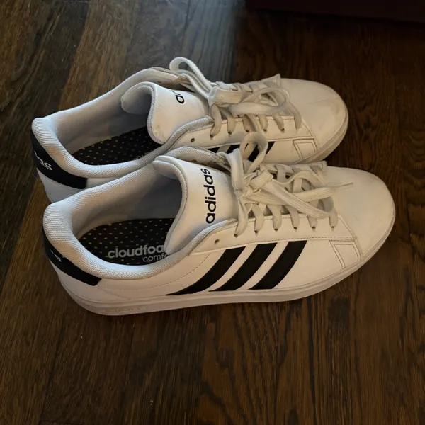 Adidas Classic White and Black Shoes - Image 3