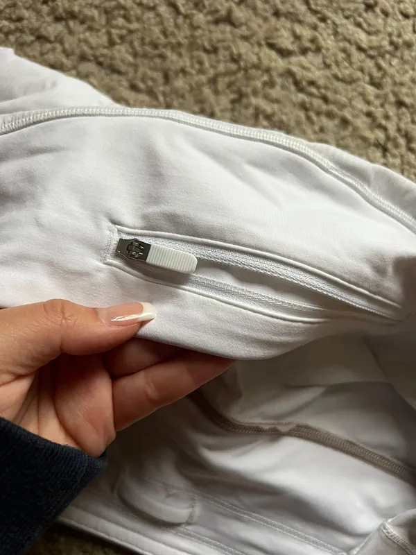 Lululemon Speed Up Mid-Rise Shorts 4” - Image 6