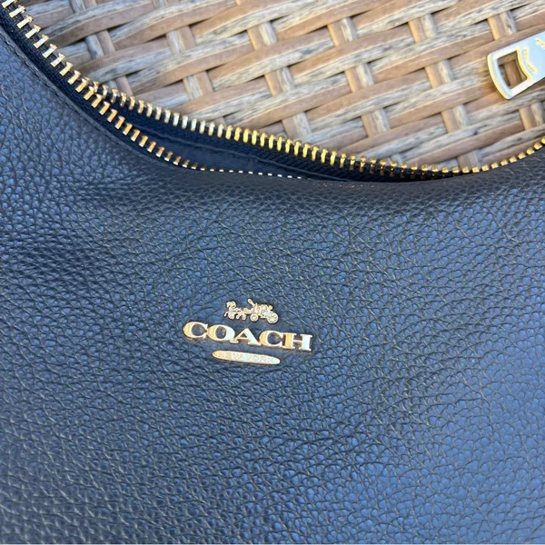 Coach Harley East West Hobo Navy Blue Ivory Leather Shoulder & Crossbody Bag - Image 4
