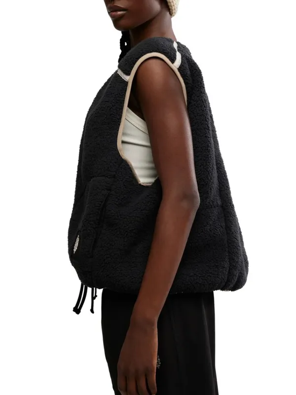 FREE PEOPLE Movement Keep It Cozy Fleece Vest in Black Size Medium - Image 3