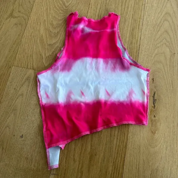 Asymmetrical Crop Top with Mesh Panel in Pink and Black - Image 5