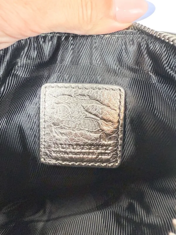 Y2K Burberry Gray Silver Plaid Wristlet Wallet Clutch - Image 11