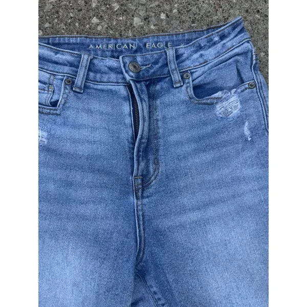 American Eagle Women's Stretch Mom Jeans Straight Leg SZ 4‎ Distressed - Image 6