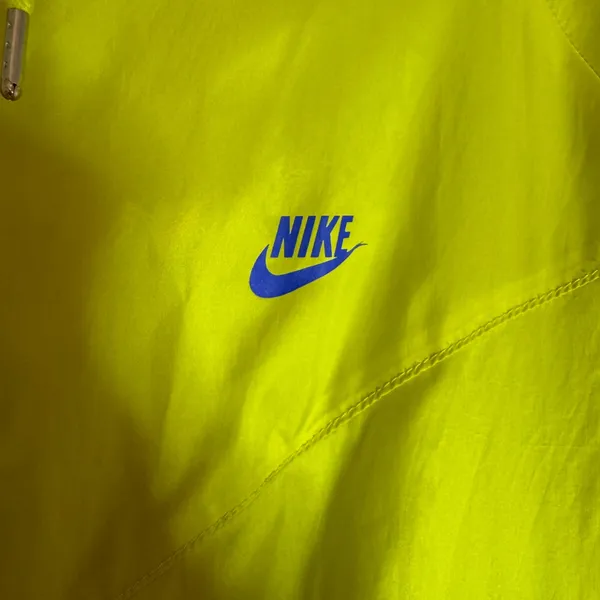 Nike “Windrunner” y2k rain‎ jacket – neon yellow, Small - Image 5