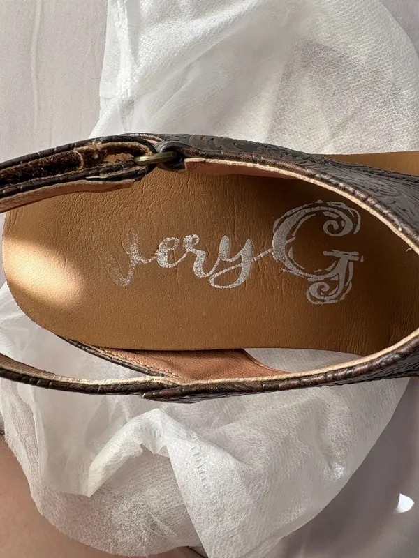 Very G Willow Sandals/Shoes Wedge 7.5 - Image 3