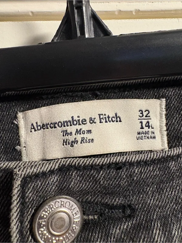 Abercrombie & Fitch Mom Jeans Womens 32/14L Black High Rise Tapered 90s Style - Image 2