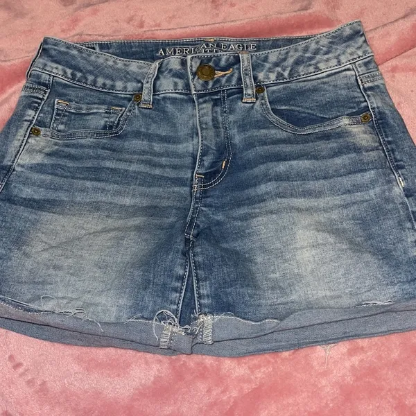 American Eagle shorts size 8 - Image 2