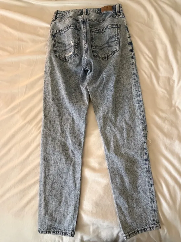 American Eagle Straight Jeans - Image 3