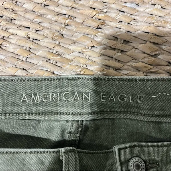 American Eagle‎ Jeans Olive Green High Rise Distressed Women Size 6 Petite - Image 7