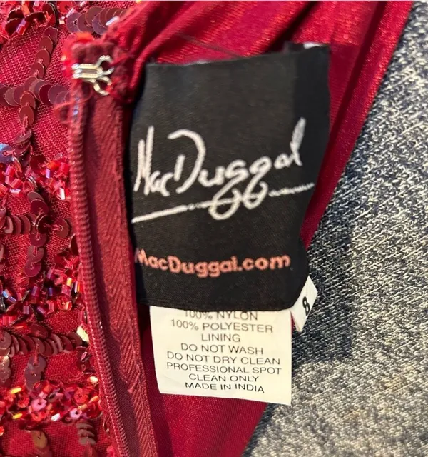 Red Gown - Image 9
