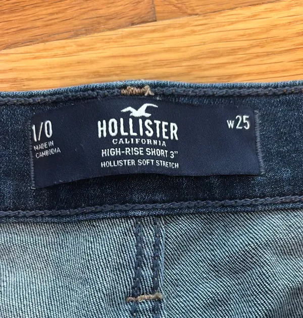 Hollister Jean Shorts - Image 3