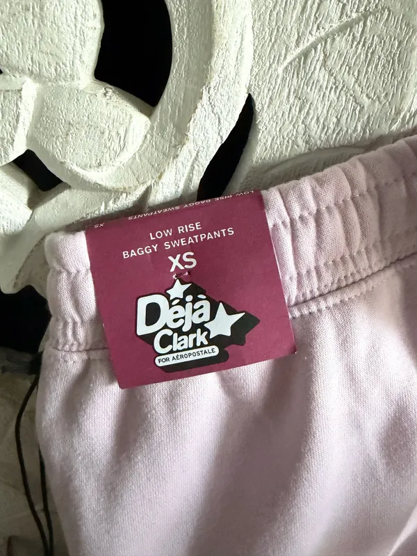 Deja for Aeropostale Pink Low-Rise Wide-Leg Sweatpants - Image 9