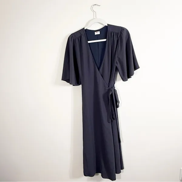 Aritzia Wilfred Allie Wrap Dress Dark Gray Small - Image 2