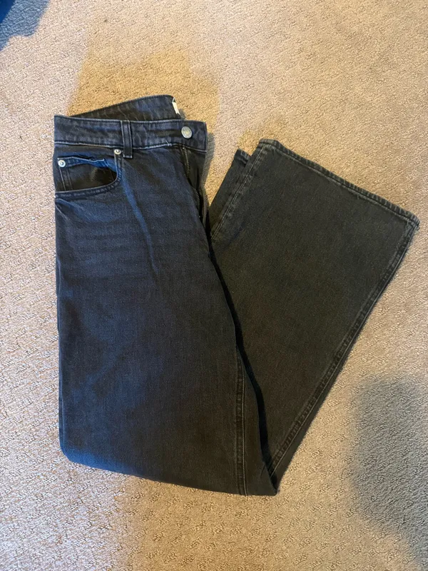 H&M Jeans Mid-Rise Baggy - Image 4