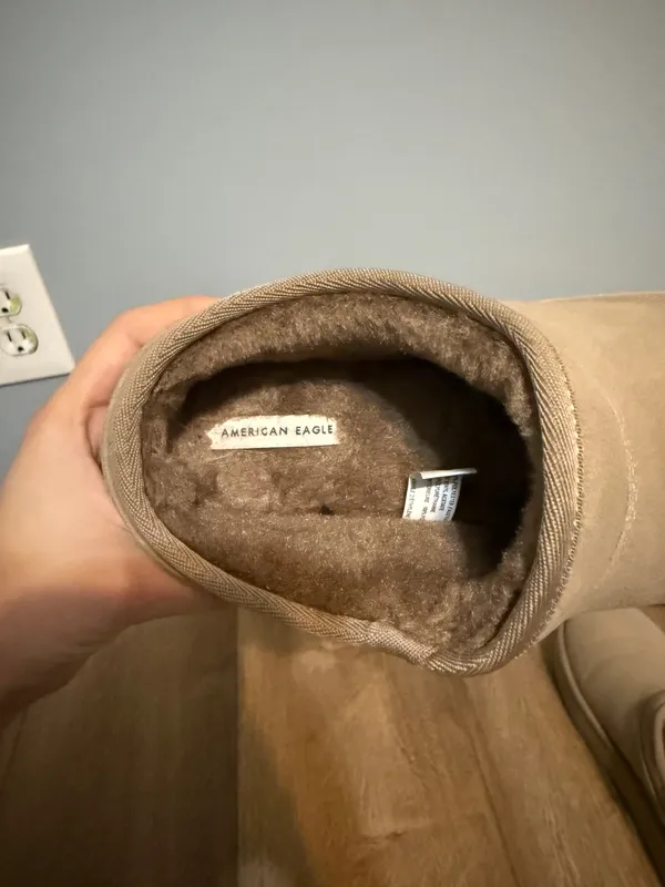 American Eagle Slippers - Image 3