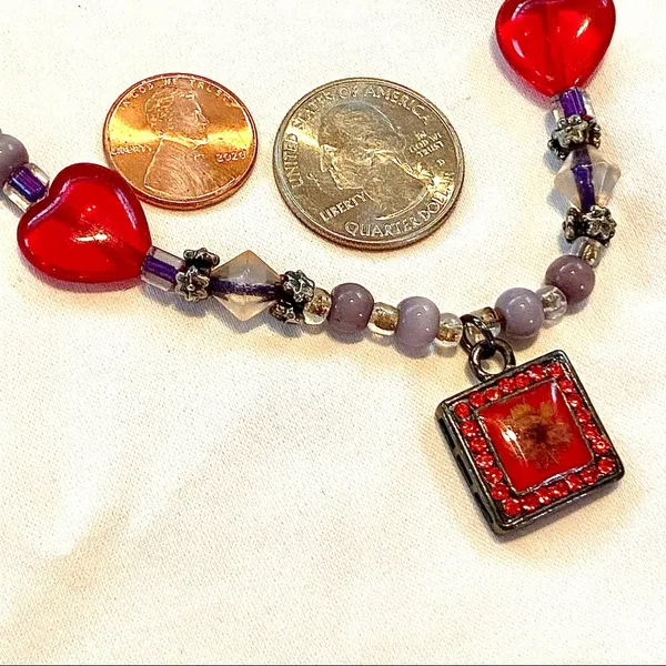 Purple red pressed flower choker - Image 4