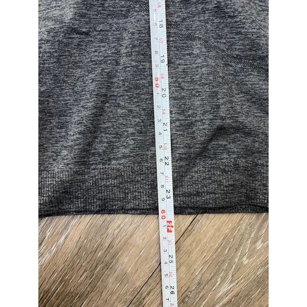 Lululemon Gray Short Sleeve Athletic Top Womens Seamless Workout Tee Size 8 - Image 2