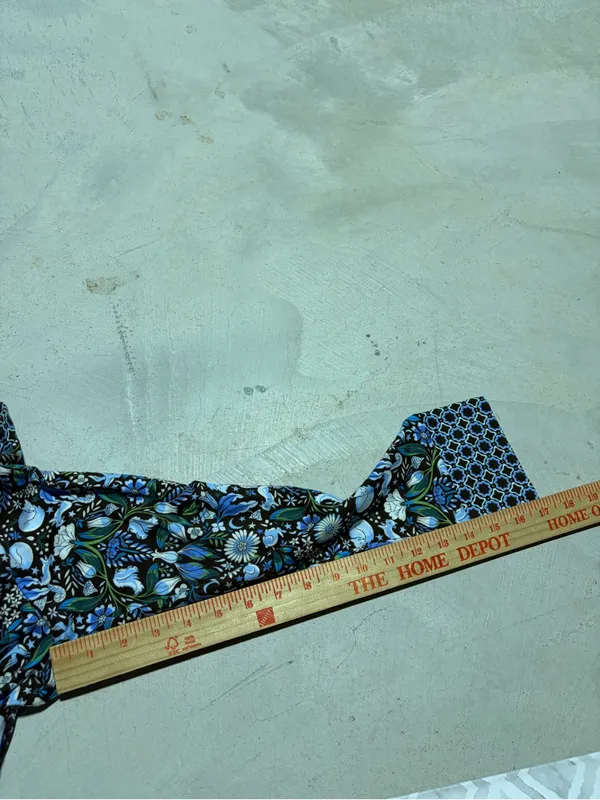 Vera Bradley enchanted woodland Floral Print Button-Up pajama shirt small - Image 2