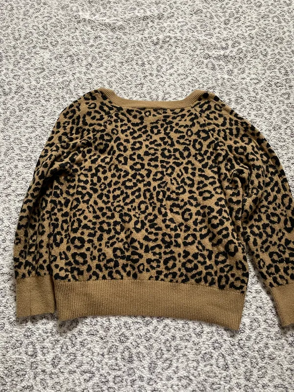 Old Navy Sweater - Image 2