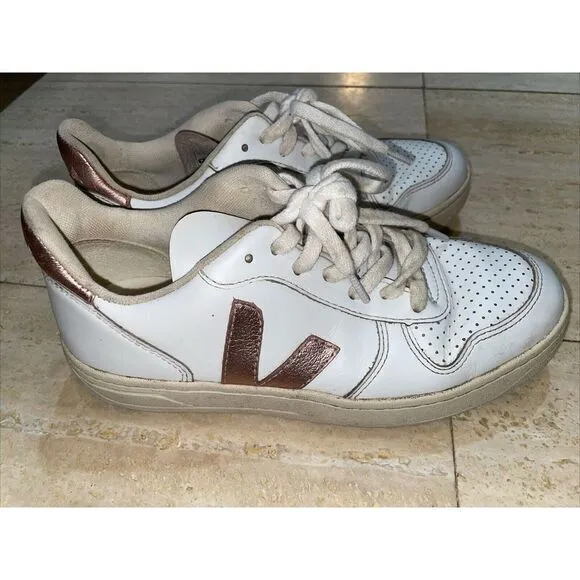 Women's Veja‎ V-10 Leather White Metallic Pink Size 6 Made In Brazil - Image 3