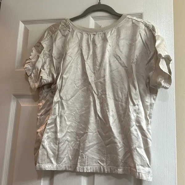 Pj Harlow Satin Crew-Neck Tee Egg Nog - Image 2