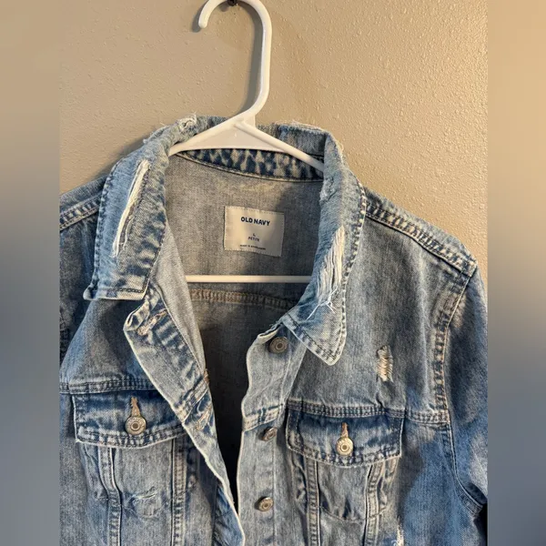 Old Navy Distressed Denim Jacket - Image 4