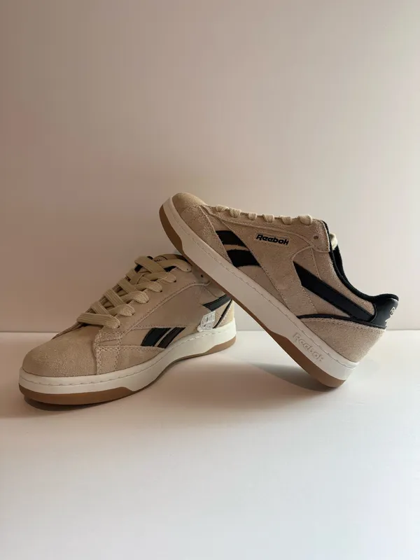 Reebok Unisex Sneakers Size 8 (25 cm) Beige & Black – New Without Box - Image 9