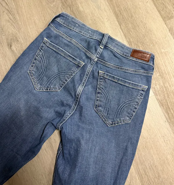 Hollister curvy high rise super skinny jeans - Image 5
