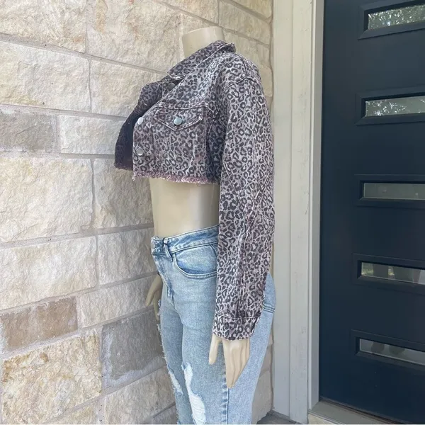 HyFve Cropped Animal Print Distressed‎ Denim Jacket Women’s large - Image 9