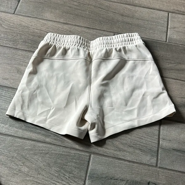 Cream Athletic Shorts with Drawstring Waist Size M - Image 4