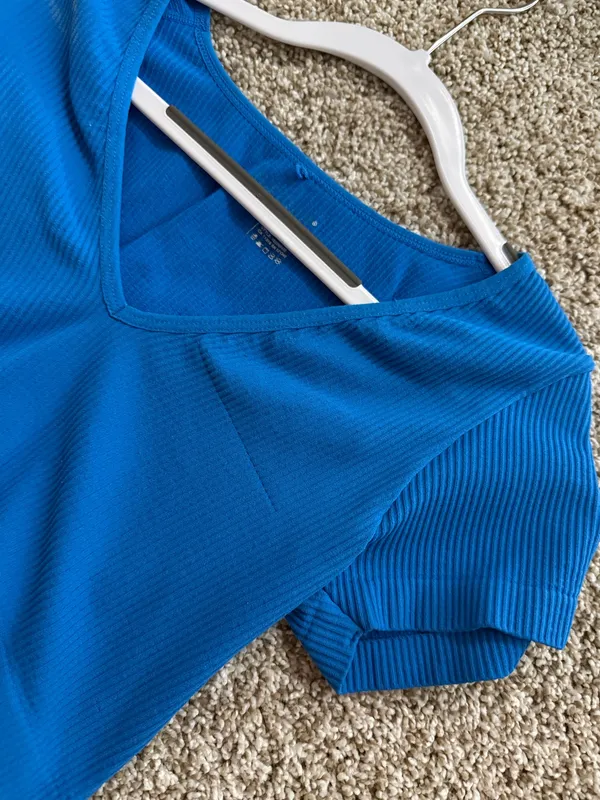 Garage Crop Top Blue - Image 2