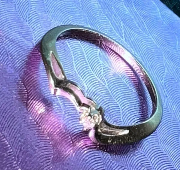 14K Gold Diamond Ring - Image 7