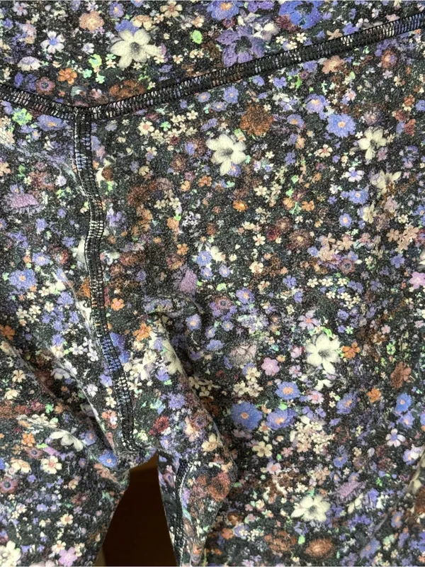 Lululemon Align High-Rise Shorts biker 8" Flower Burst Multi floral print nulu - Image 7
