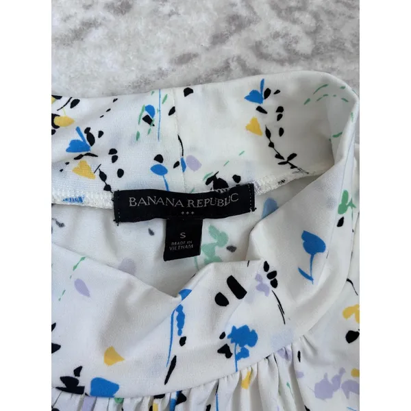 Banana Republic‎ Womens Small White Abstract Floral Mock Neck Sleeveless Blouse - Image 2