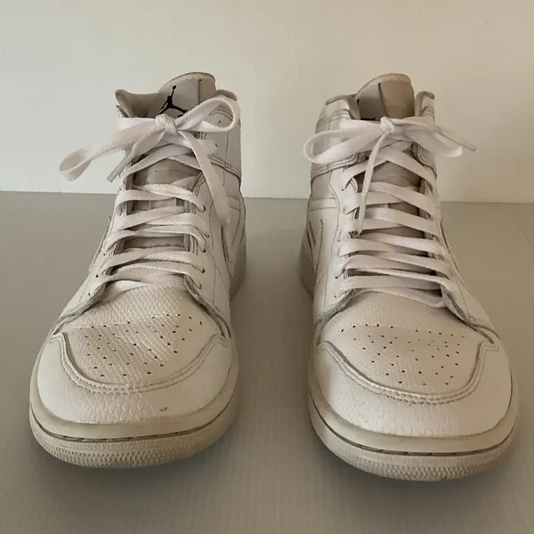 Air Jordan 1 Mid Triple White Women’s 8 Youth 8Y BQ6472-110 Leather Sneakers - Image 3