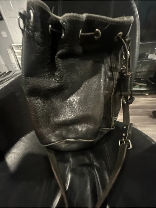 Vintage Rugby Black Leather Drawstring Bucket Bag North America - Image 2