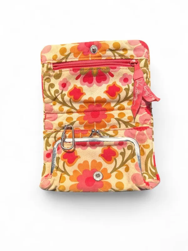 Vera Bradley Quilted Cotton Kisslock Wallet Floral Retro Kitschy Wallet 70 Style - Image 3